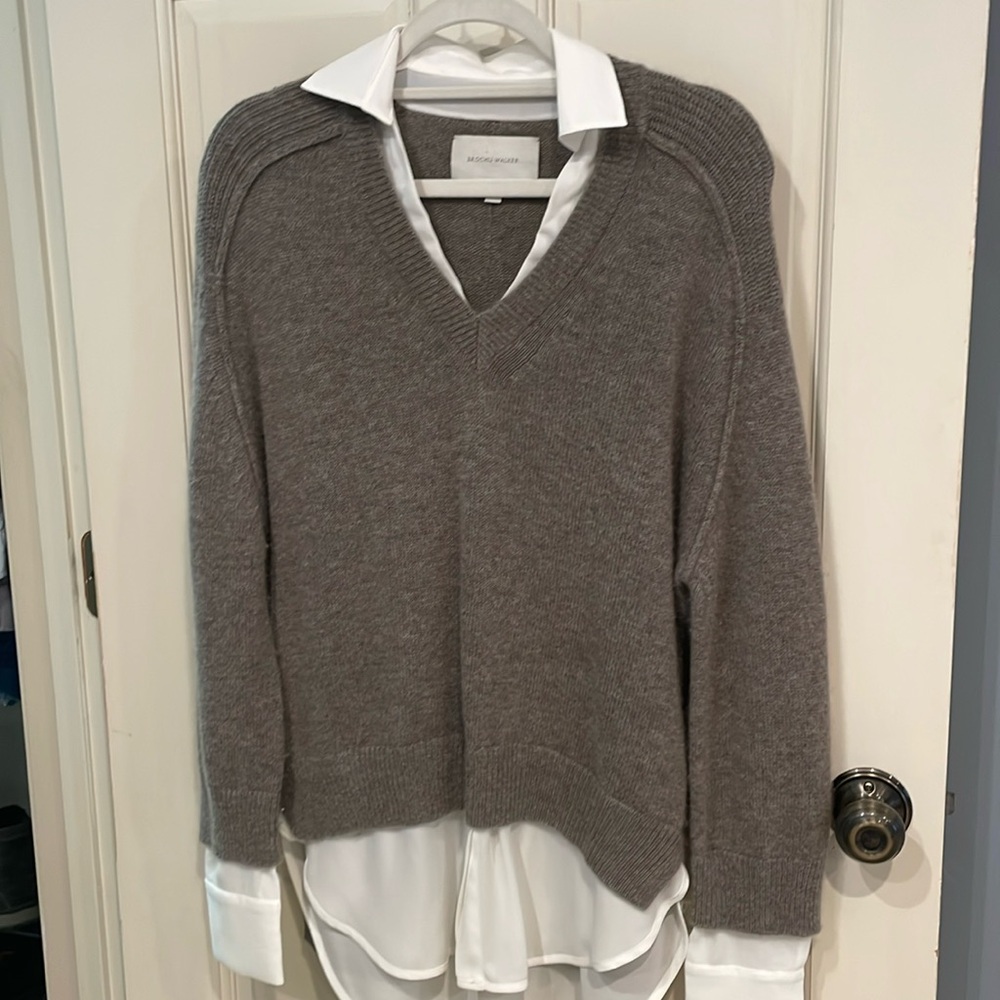 Ladies Brochu Walker sweater
